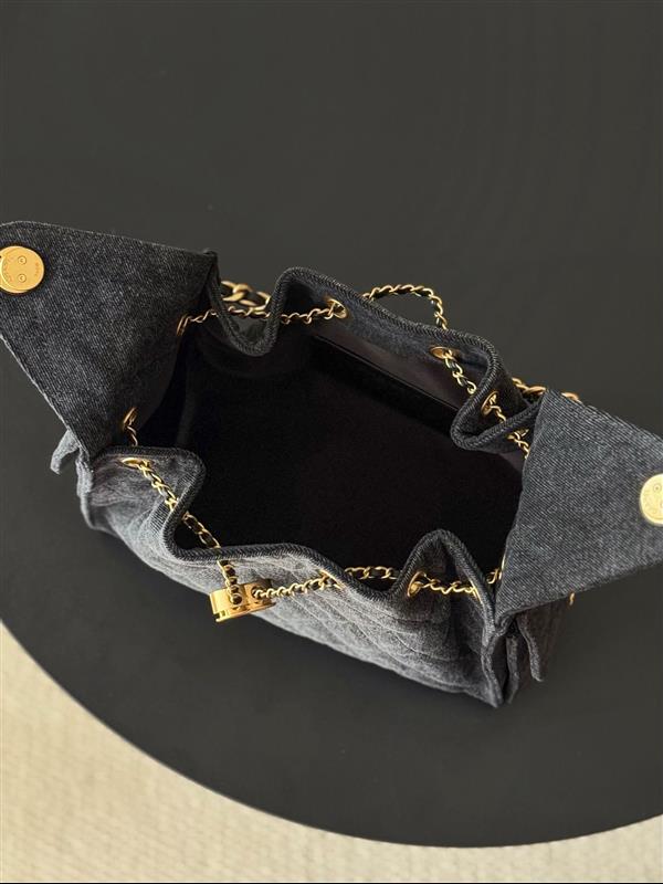 2026131204557573 900